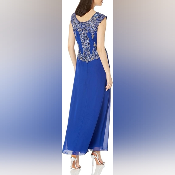 Women’s Formal Dress Size 14 P JKara Gown Beaded Sequins Floral Short Sleeve - Picture 2 of 11